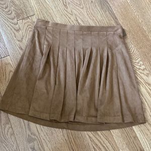 Old Navy size M suede skirt